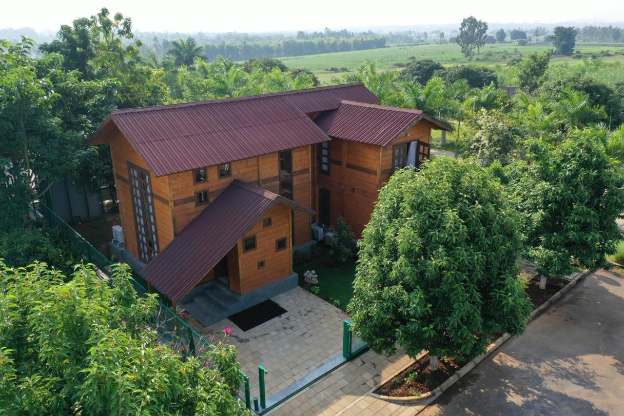 The Pine Loft Villa Bangalore Esterno foto